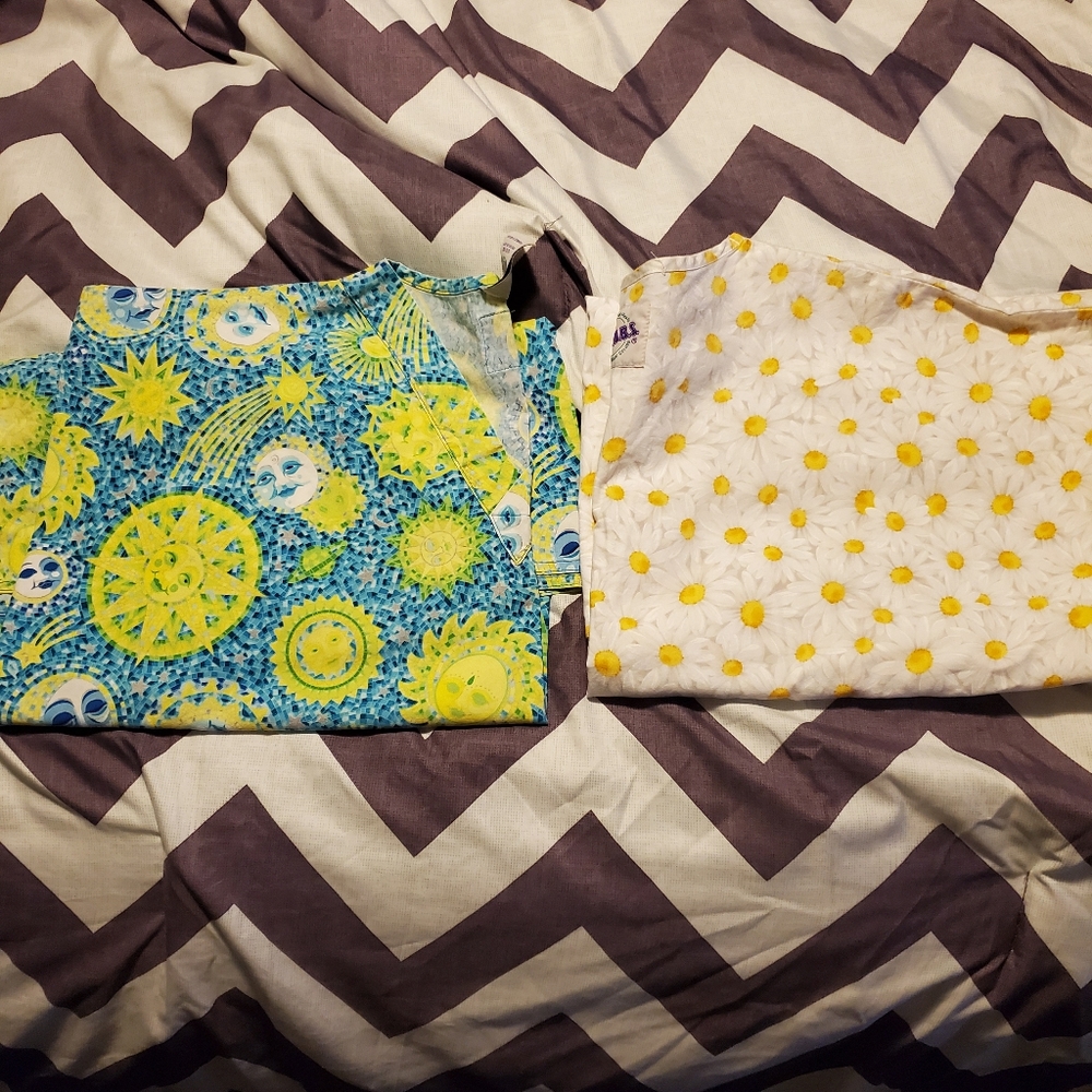 2 scrub tops